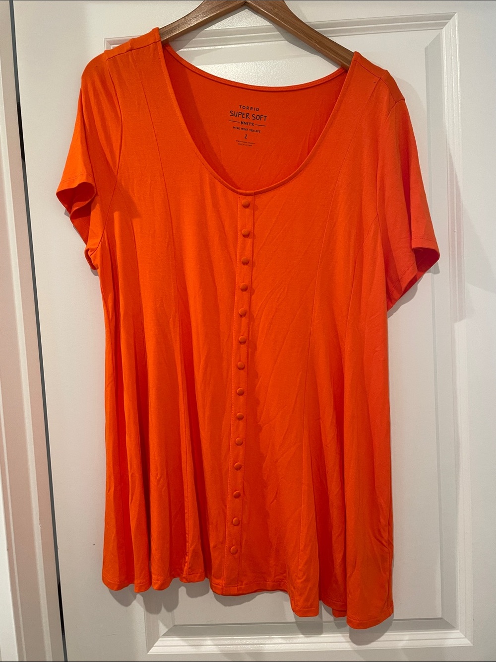 torrid Bright Orange Scoop Neck Button-Front Short Sleeve Top size 2x